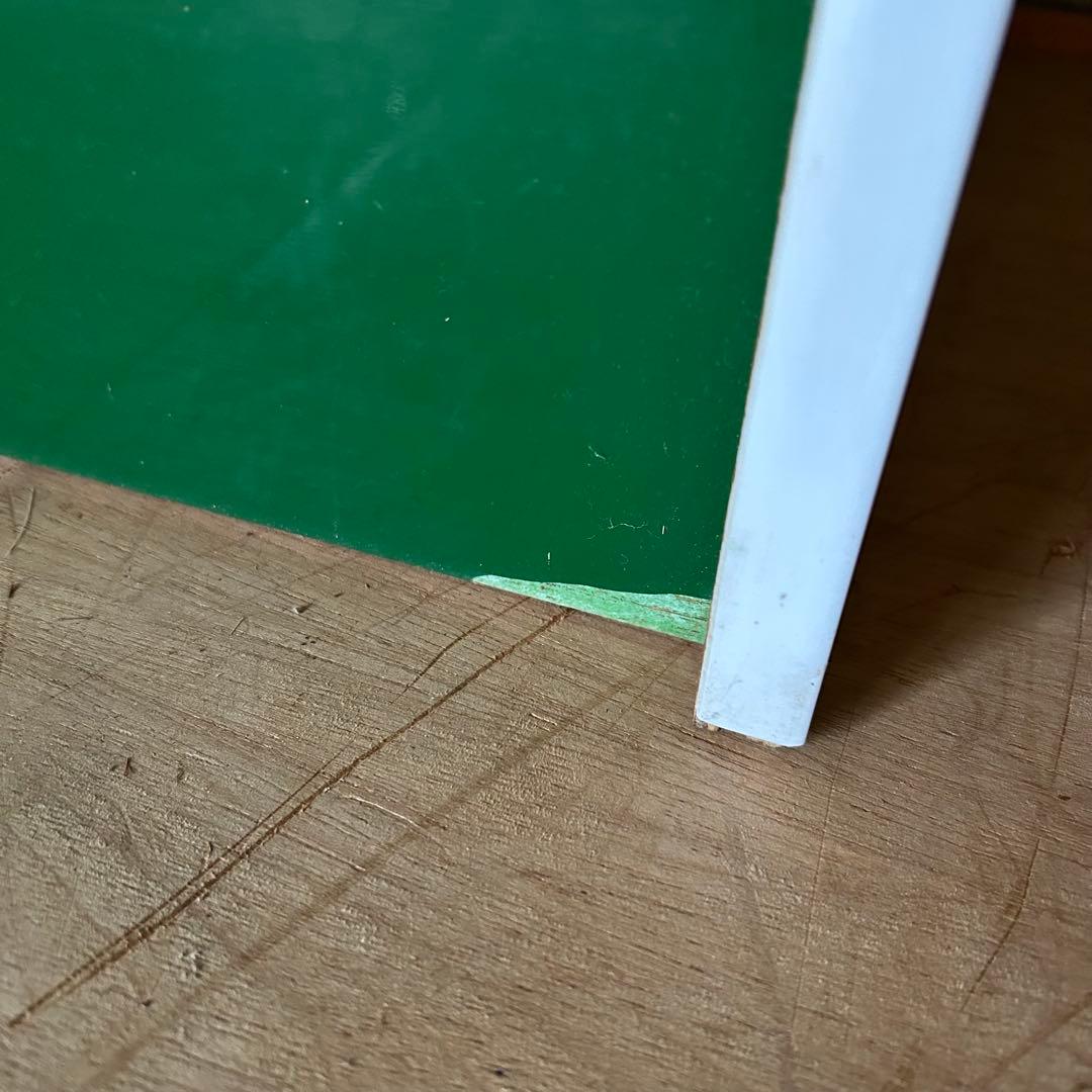 レトロなタンス　グリーン