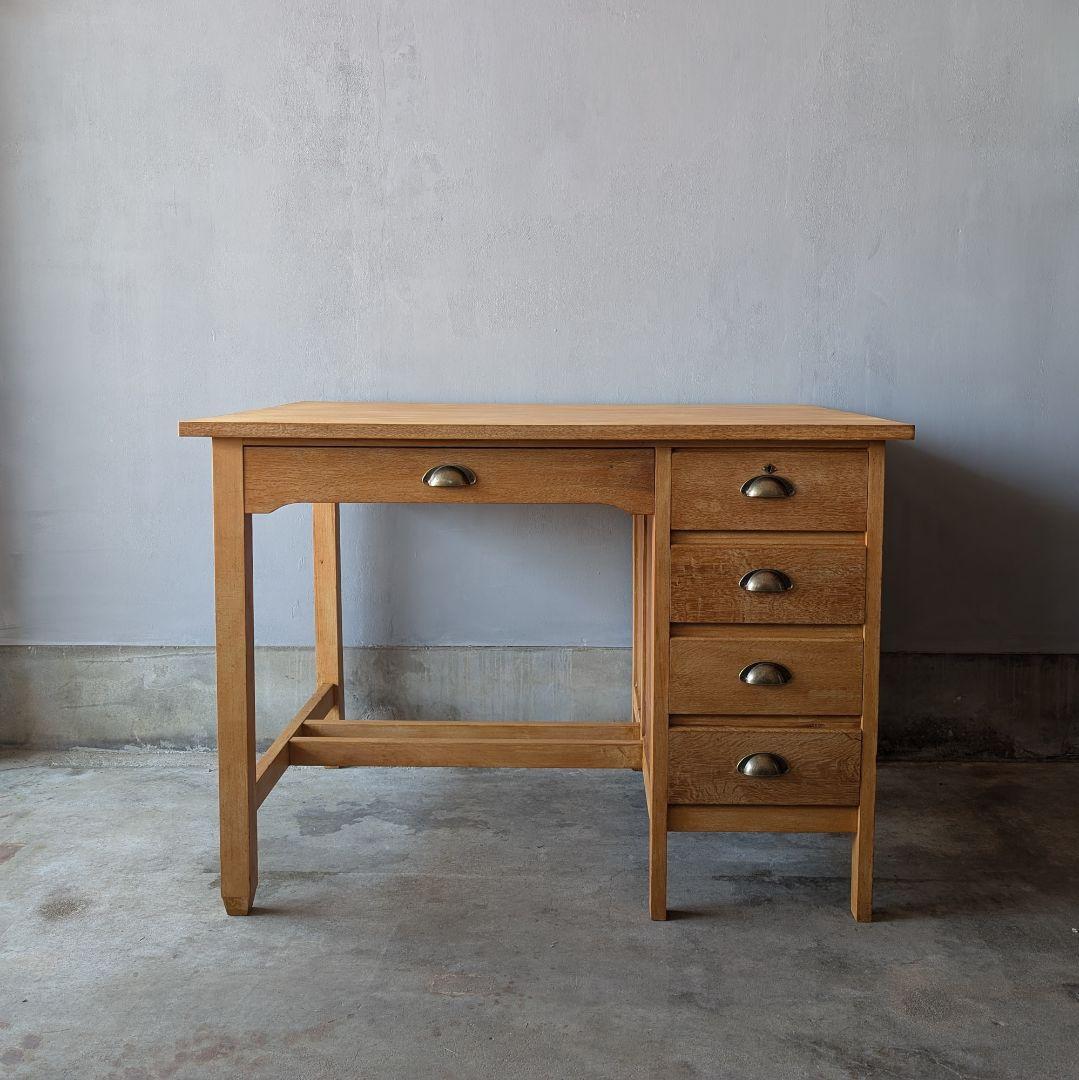 【古家具】昭和中頃〜後期ぐらいに作られた大きめな机　作業台　ワークデスク