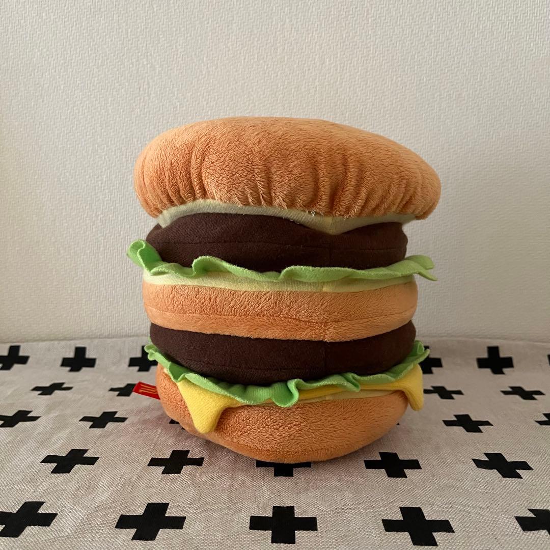 非売品 】マクドナルド ビッグマック クッション - メルカリ