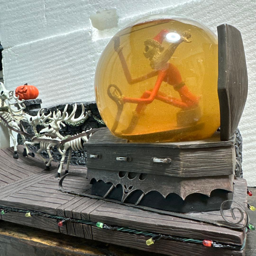 ディズニー　ナイトメアビフォアクリスマス　ジャック・スケリントン スノードーム