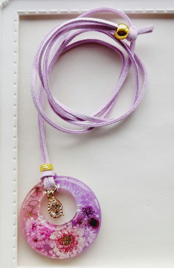 【1719】レジン　マトリカリア　ネックレス　ペンダント　ハンドメイド