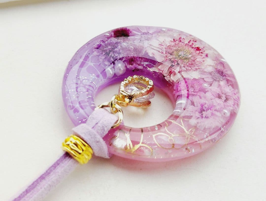 【1719】レジン　マトリカリア　ネックレス　ペンダント　ハンドメイド