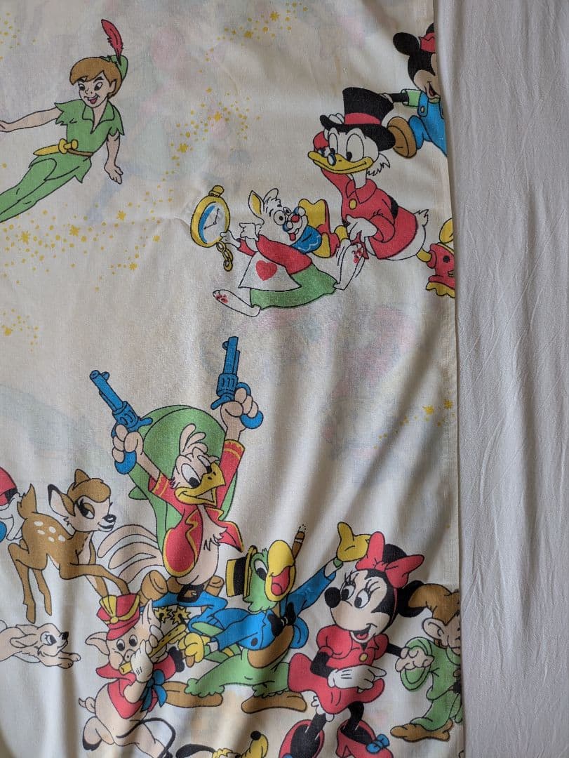 ディズニービンテージシーツ パレード　大判１枚