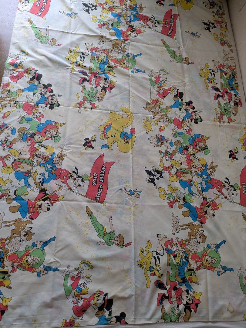 ディズニービンテージシーツ パレード　大判１枚