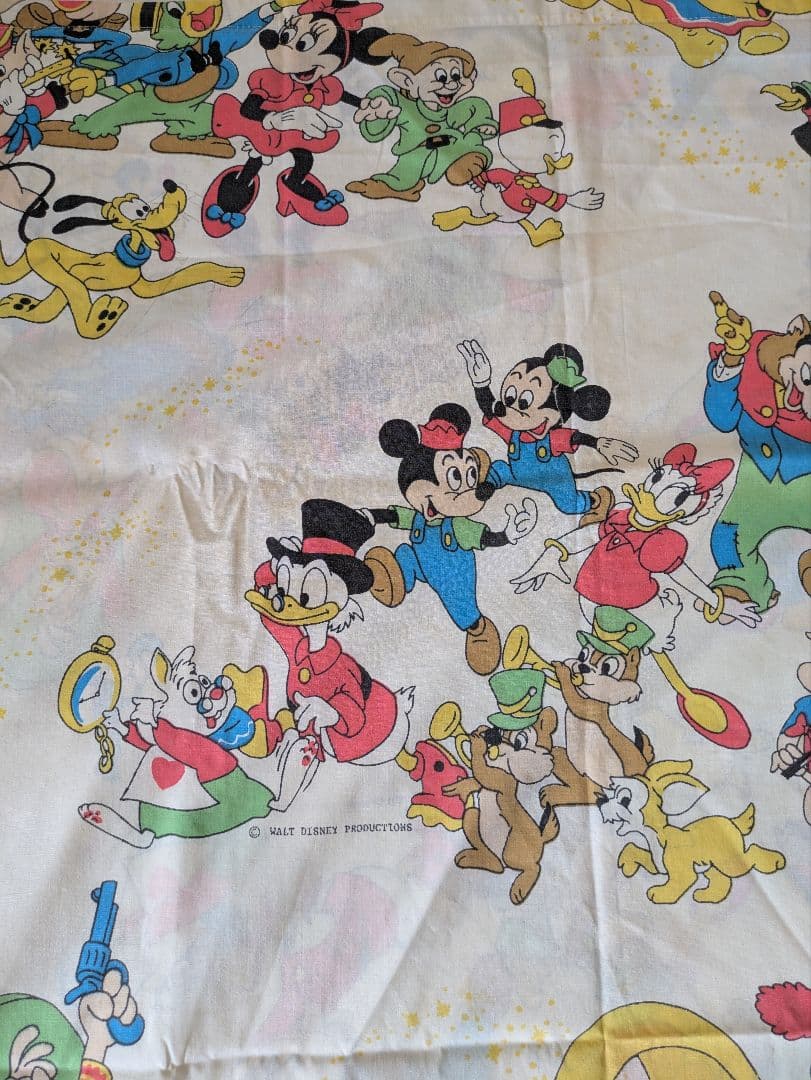 ディズニービンテージシーツ パレード　大判１枚