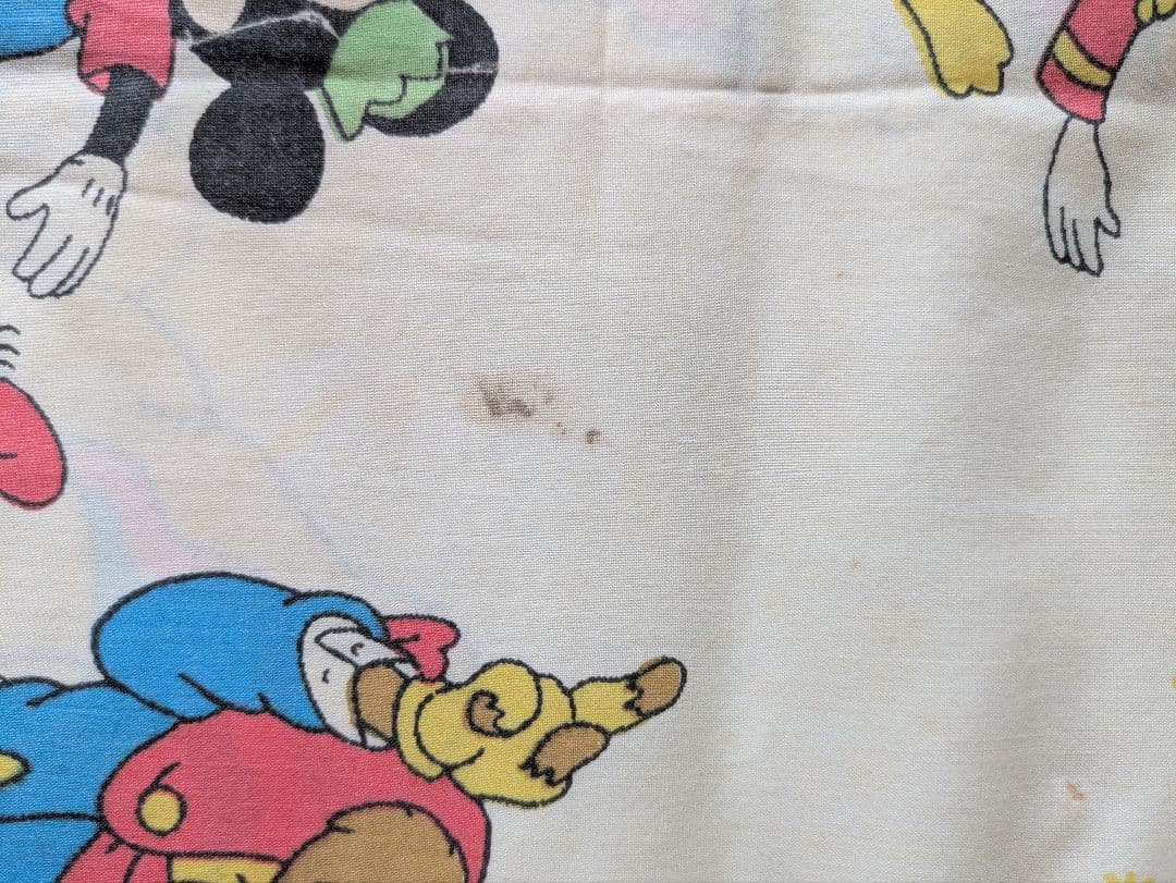 ディズニービンテージシーツ パレード　大判１枚