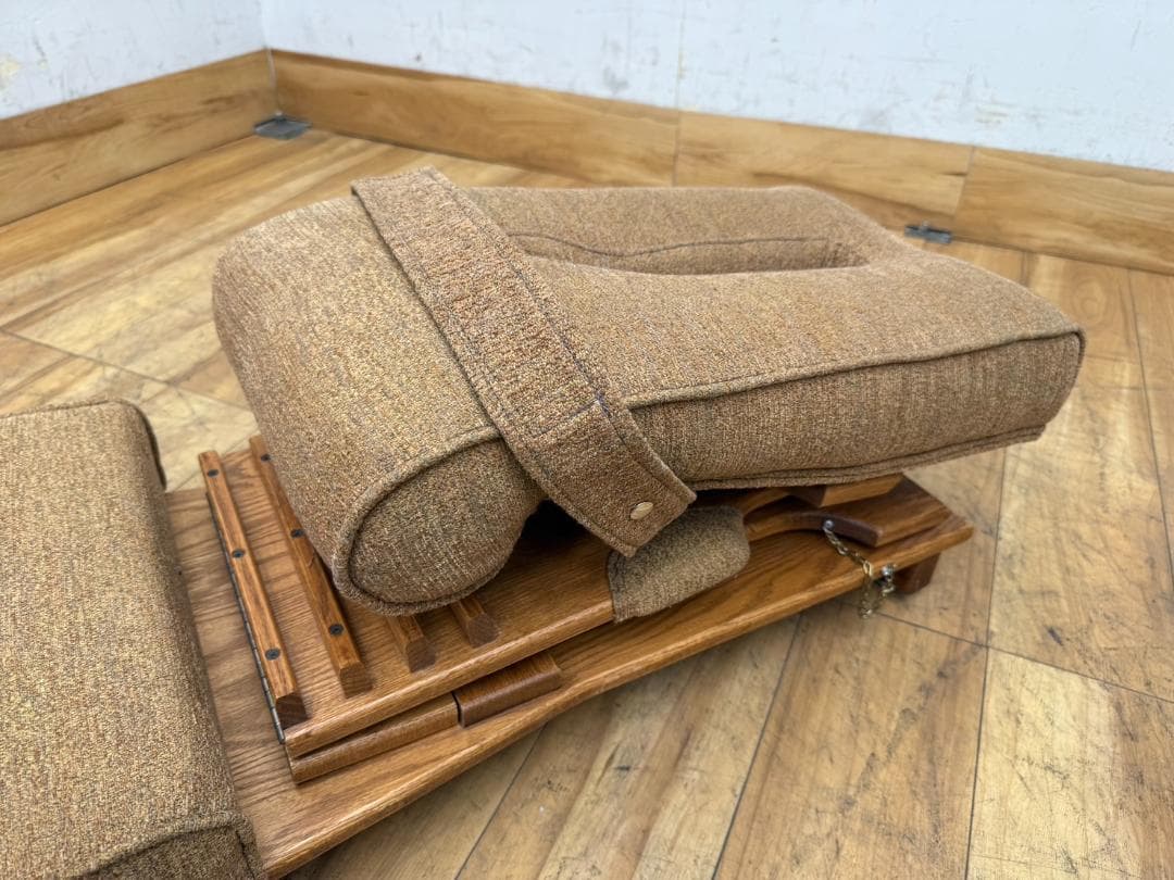 展示品 カイロプラクティック ガンステッド ニーチェストテーブル