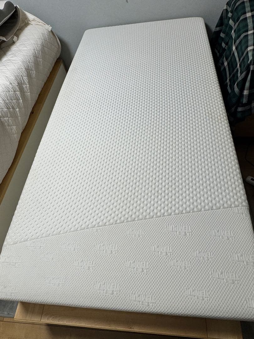 TEMPUR テンピュール　ファーム　マットレス　シングルサイズ　かため