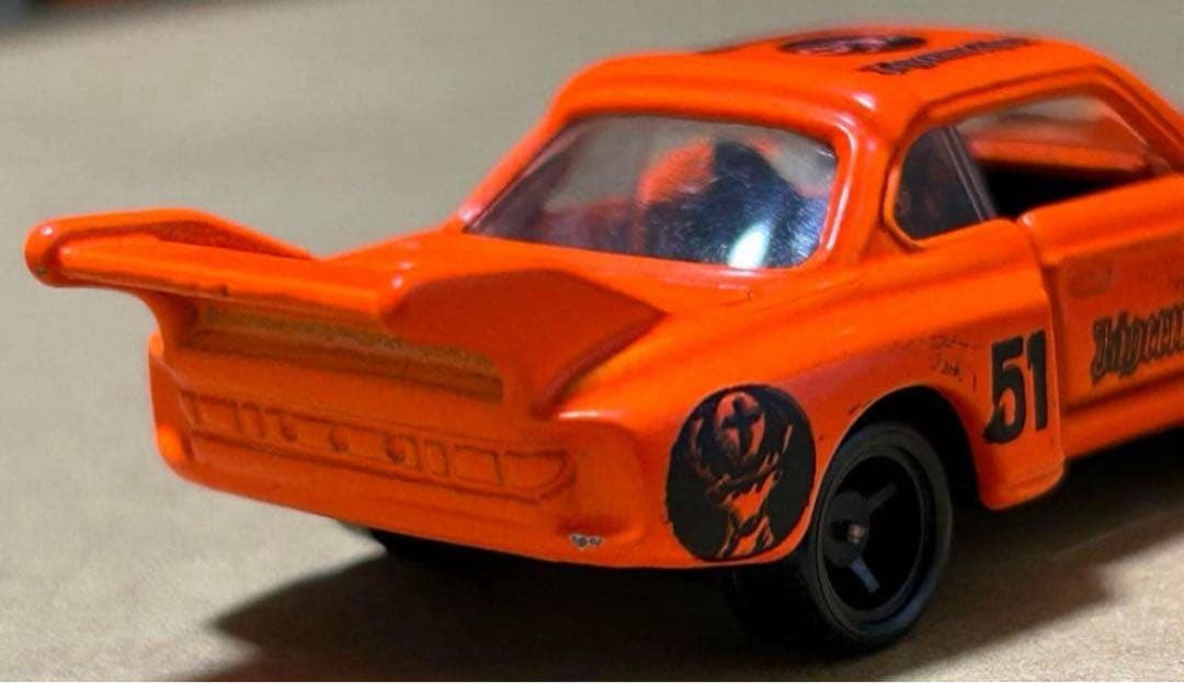 トミカ BMW 3.5CSL オレンジ