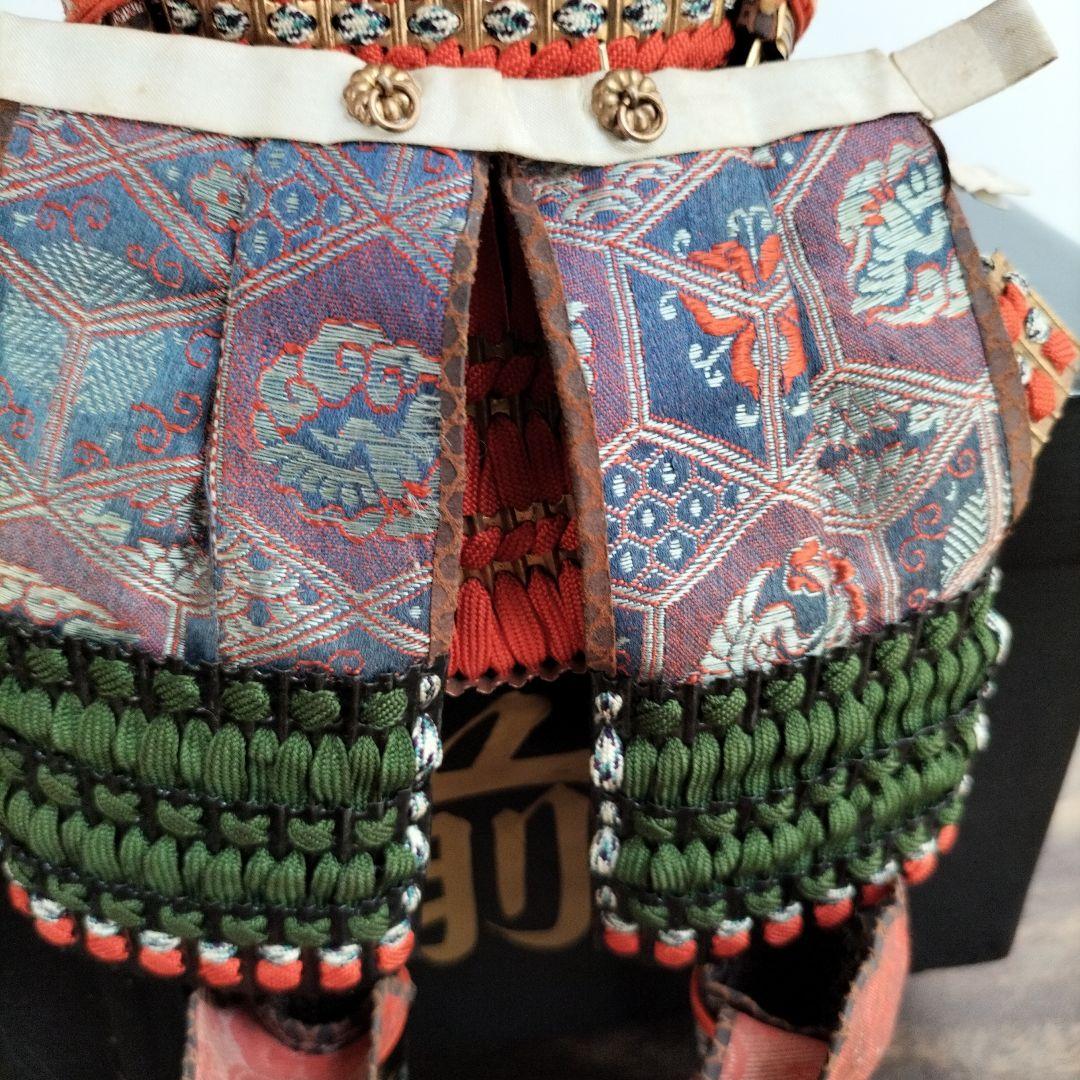 鎧兜　赤　蜻蛉　　箱有