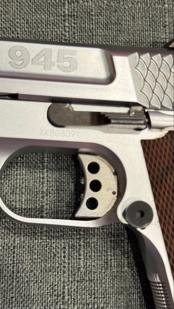 美品 KSC S&W M945 ステンレスシルバーモデル JASG安全基準適合 - メルカリ