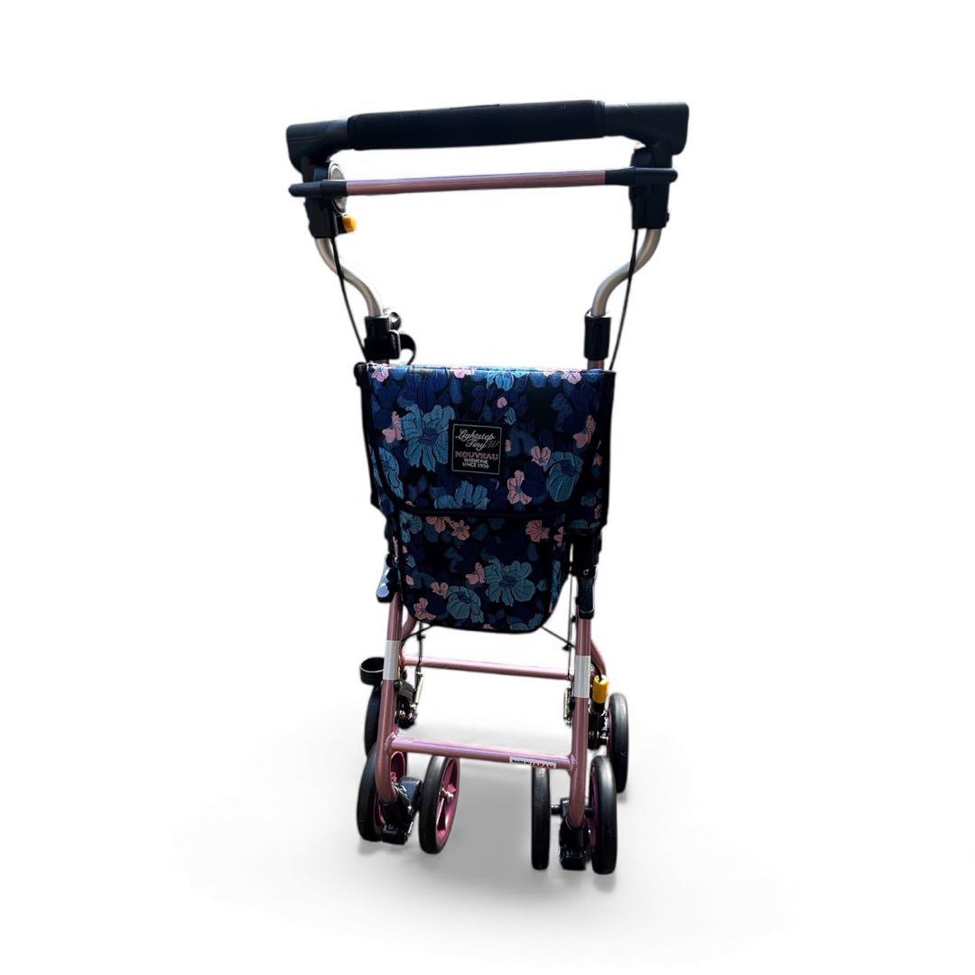 美品　ウィズワン　ライトステップ　タイニーＷヌーボー　レガロ　シルバーカー