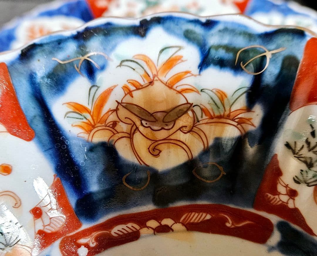 明治時代　古伊万里【肥蝶山製】錦手　サザエに兎の図　鎬造り　22.4cm皿　5客