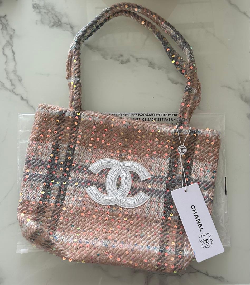 CHANELシャネルビューティーノベルティバッグ ツィードスパンコール