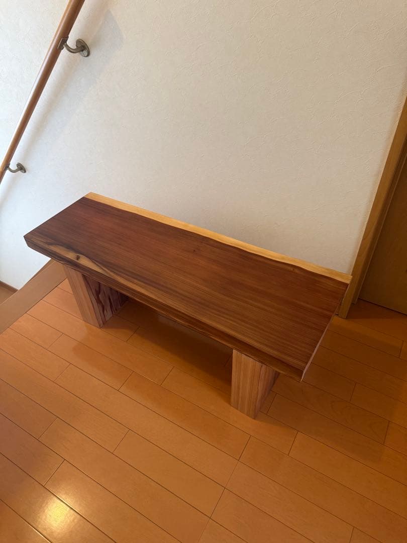 天然杉無垢の一枚板ナチュラルダークトーンローテーブル