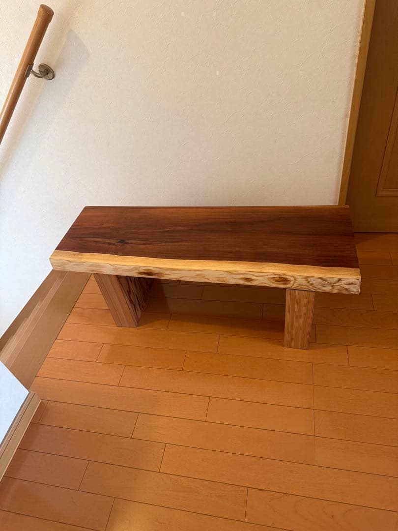 天然杉無垢の一枚板ナチュラルダークトーンローテーブル