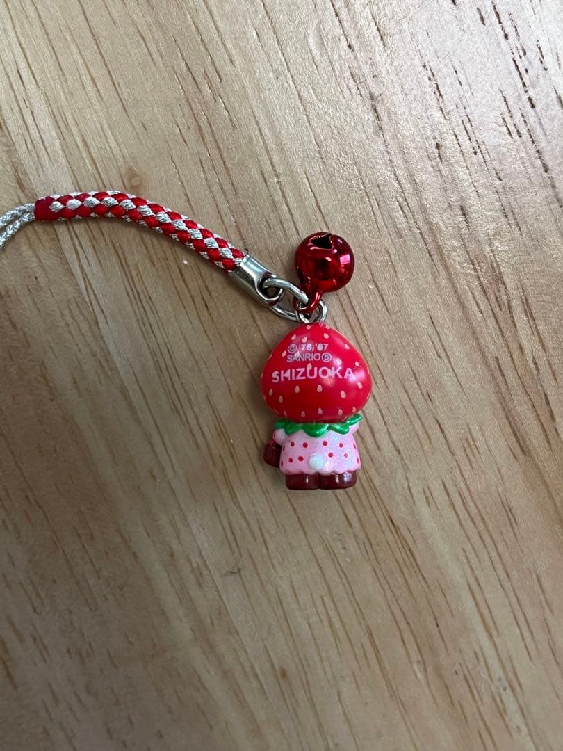 希少】静岡 限定 いちご ハローキティ ストラップ