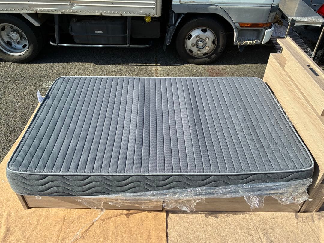 直接引取限定　ニトリ　Nスリープラグジュアリー　マットレス　ベッドフレームセット