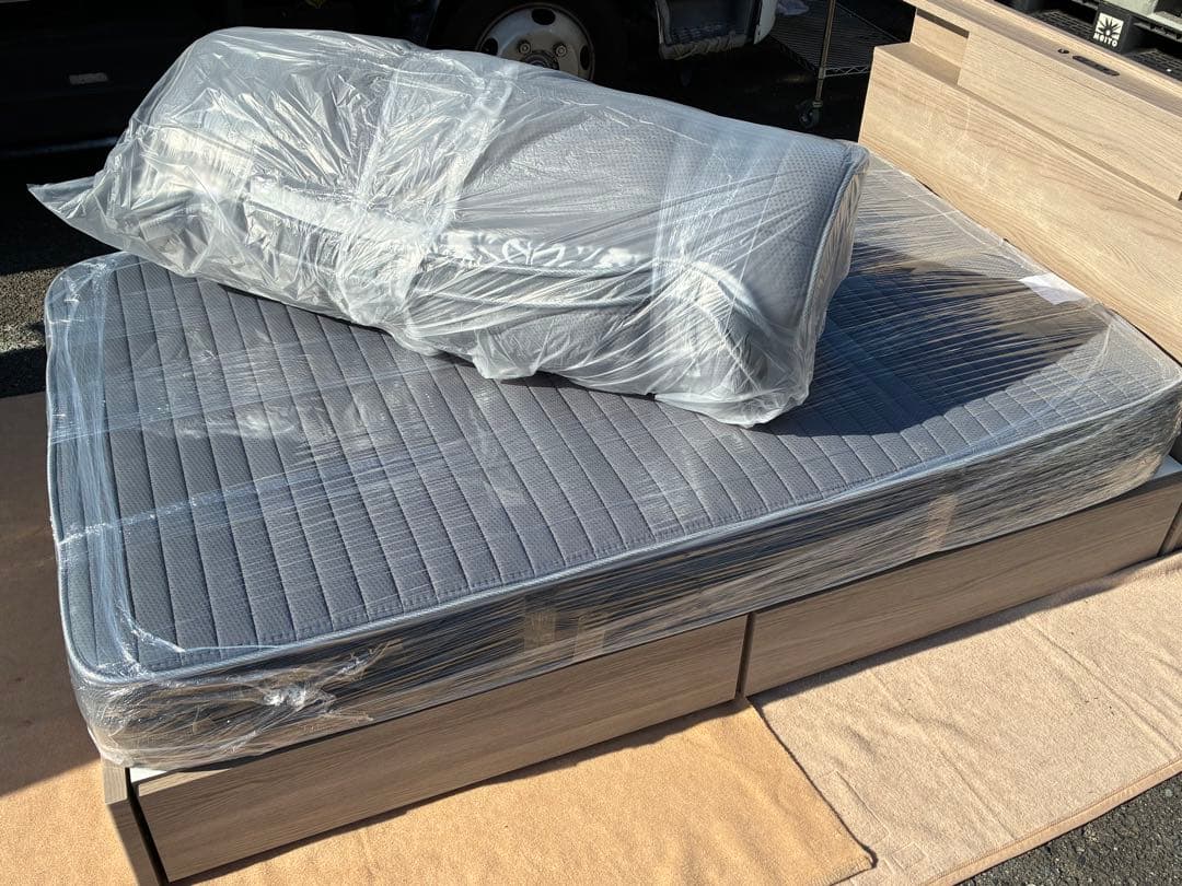 直接引取限定　ニトリ　Nスリープラグジュアリー　マットレス　ベッドフレームセット