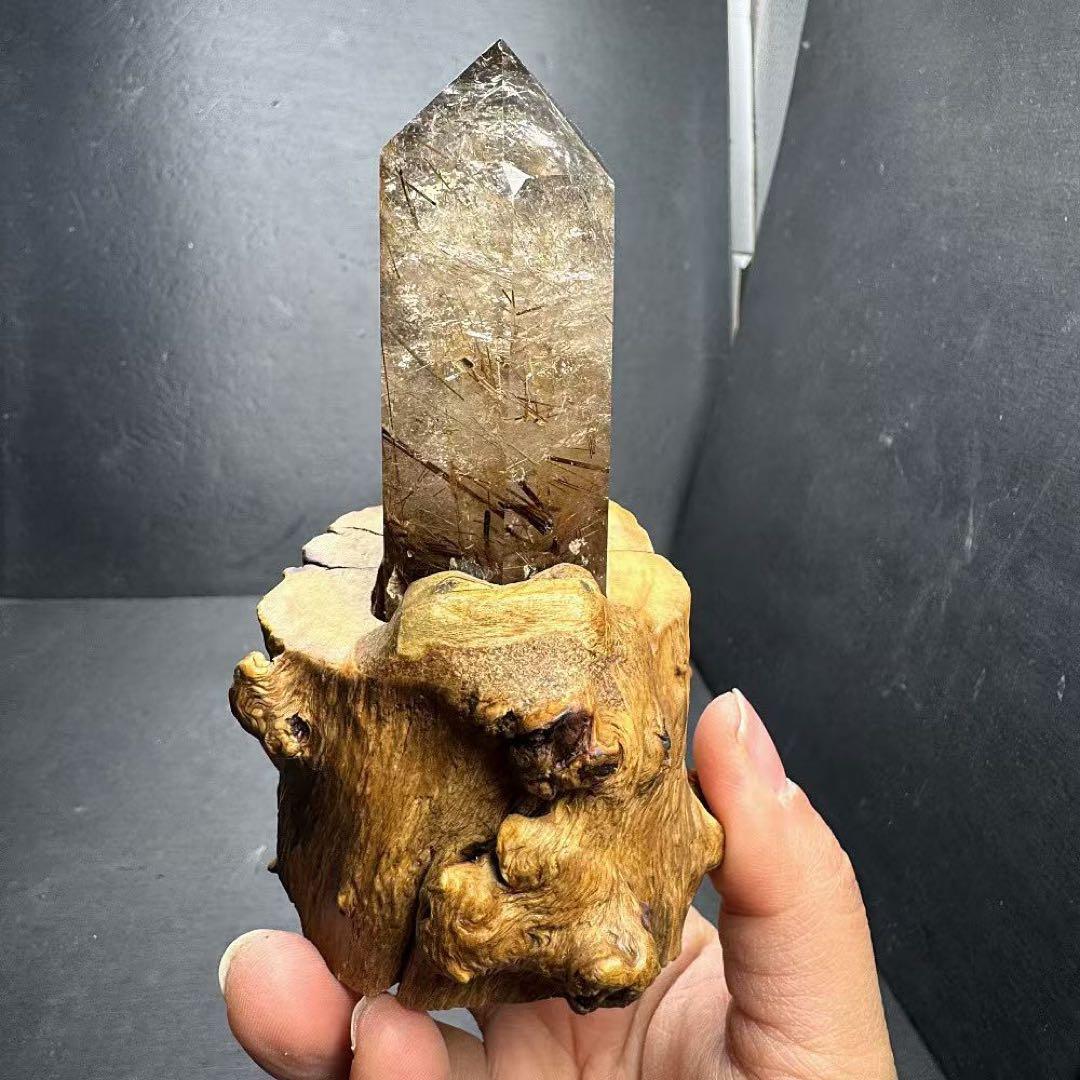 天然石ルチルクォーツのポイント　置物G.538