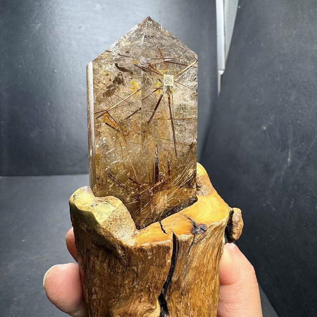 天然石ルチルクォーツのポイント　置物G.538