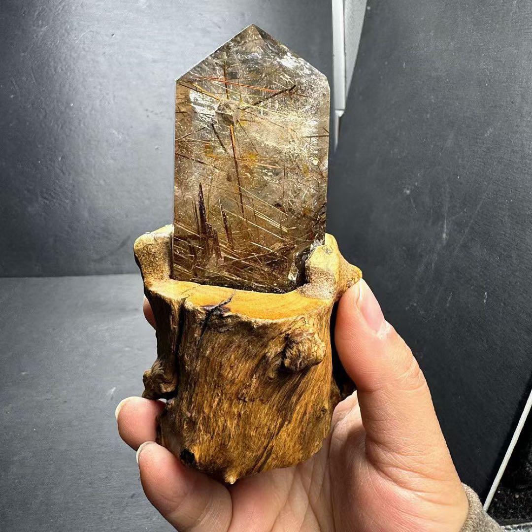 天然石ルチルクォーツのポイント　置物G.538