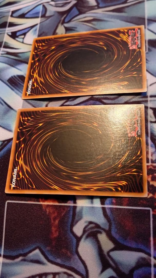 入手困難‼️海外映画試写会限定カード。激レアスーパーレアの青眼の光龍含むセット