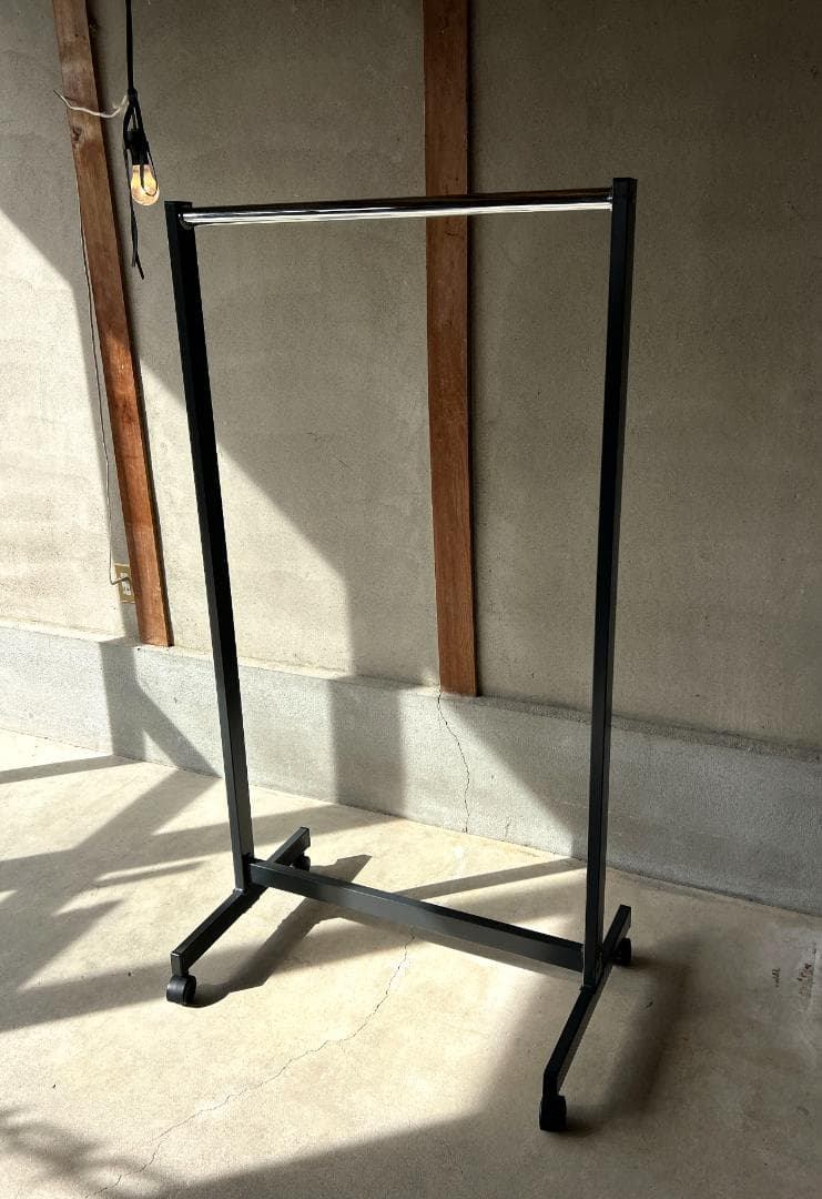 セレクトショップ店舗用ハンガーラック