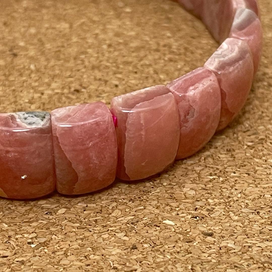 【愛と癒し】インカローズ バングル 約8×12㎜ 約17.5㎝　天然石　恋愛運