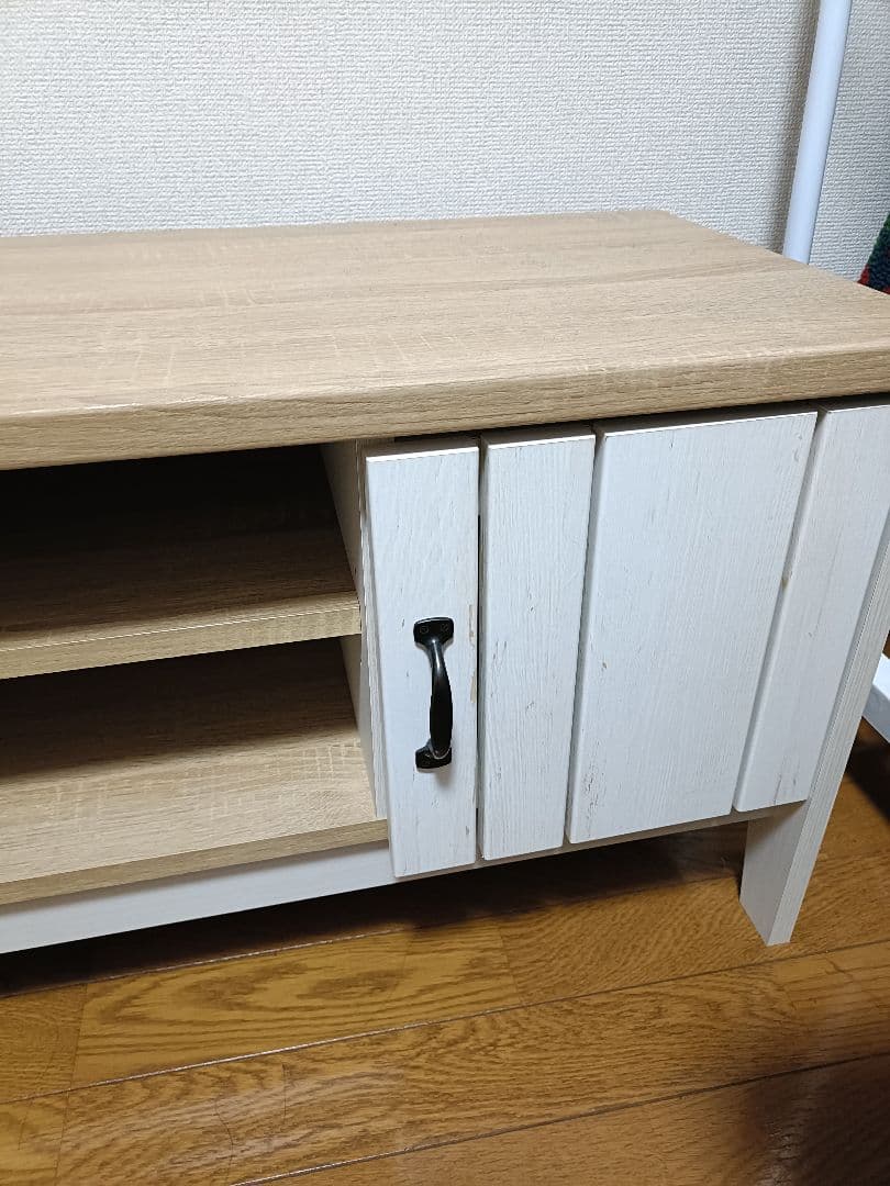 ナチュラルウッド・ホワイトのテレビ台