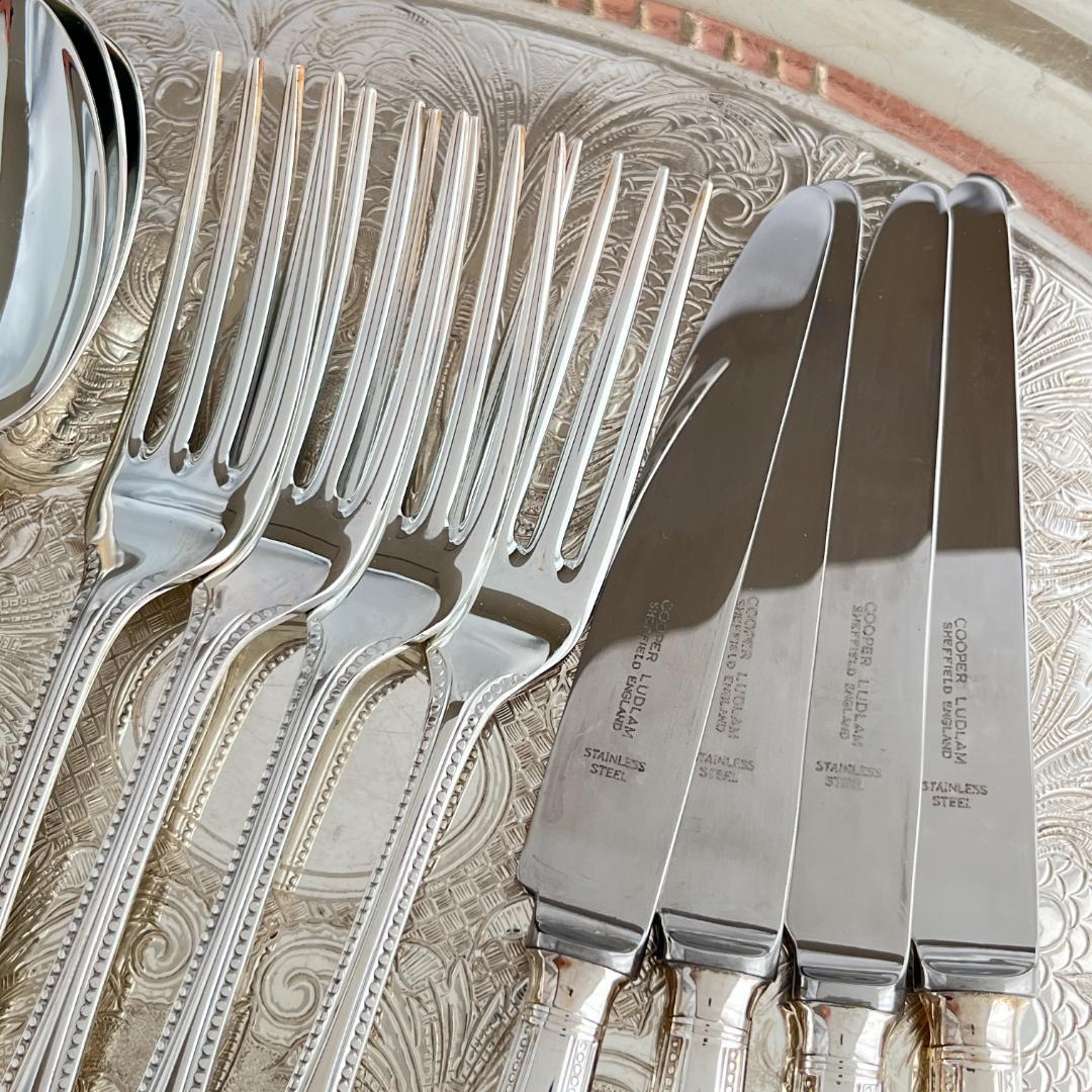 【英国】パールのデザートセット 4名用16本組 A1プレート