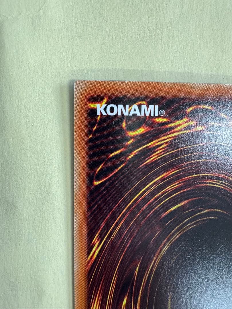 遊戯王　ブラックマジシャンガール　ホロ　ホログラフィックレア