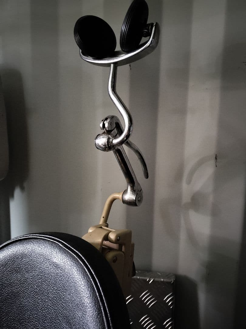 歯科用椅子 理容・美容・床屋用椅子 昭和初期 昭和レトロ 世田谷ベース