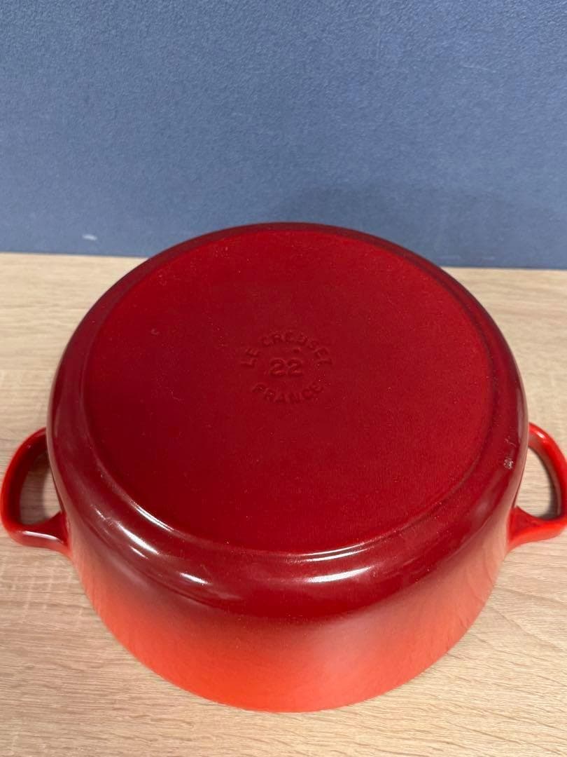 ルクルーゼ　ココットロンド　22cm チェリーレッド　両手鍋　鍋