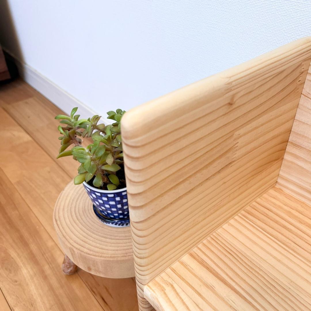 【すべての角が丸い】プレゼント 木製子供椅子　パイン材　変化椅子　キッズチェア