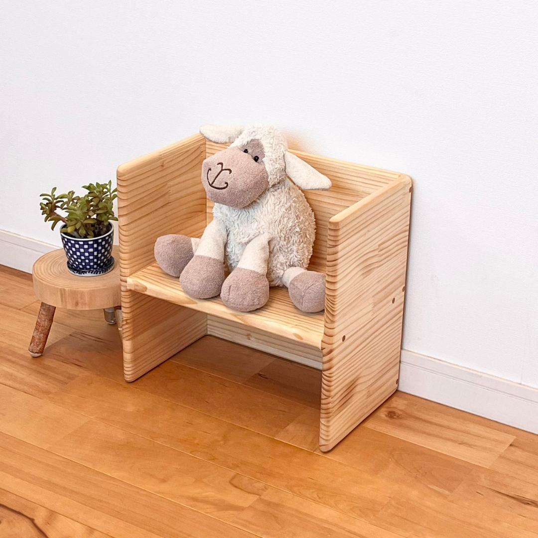 【すべての角が丸い】プレゼント 木製子供椅子　パイン材　変化椅子　キッズチェア