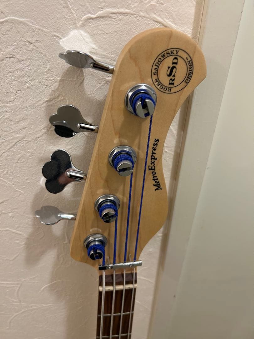 Sadowsky サドウスキー ME21 VJ4 ベース ケース付