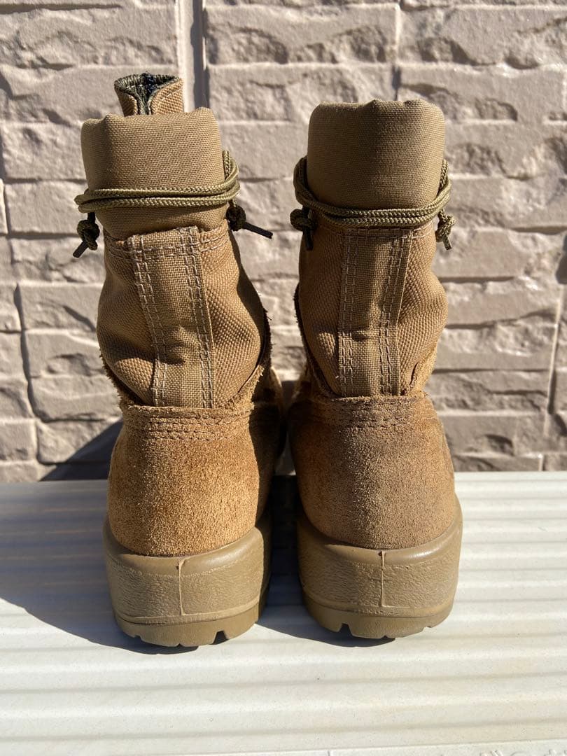 海兵隊エンブレム付きミリタリーブーツ