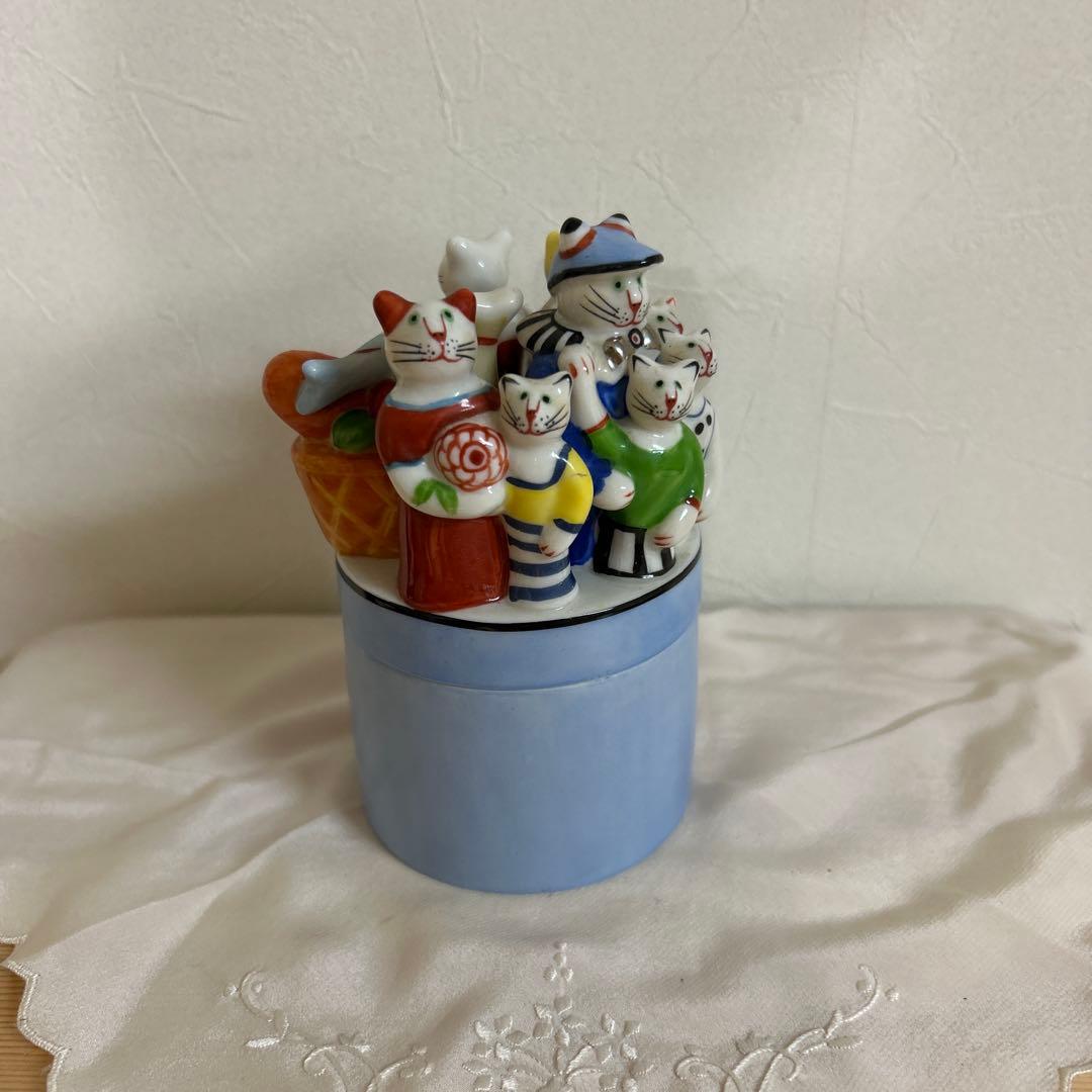 Villeroy＆Boch 猫の小物入れ