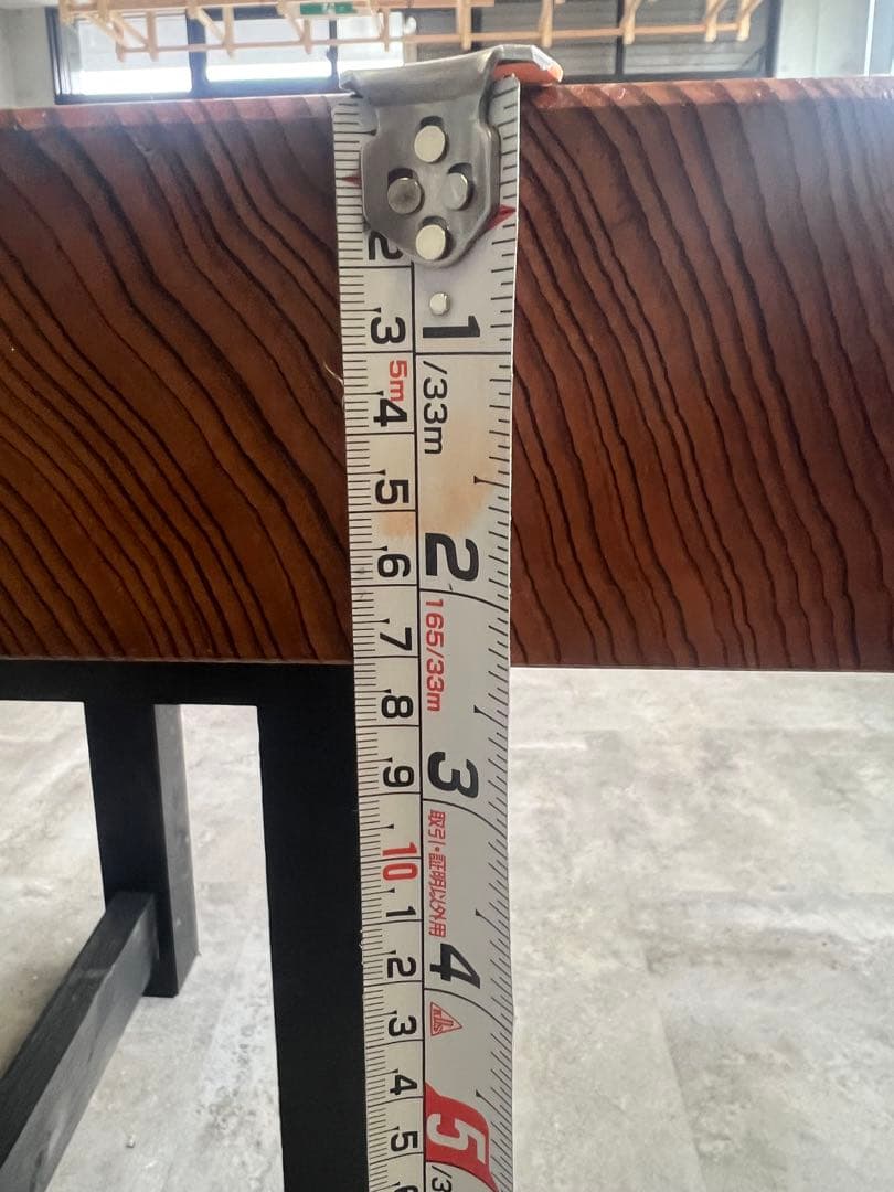 杉の赤み一枚板