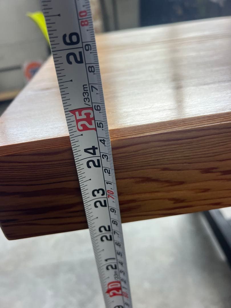 杉の赤み一枚板