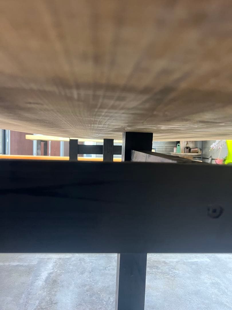 杉の赤み一枚板