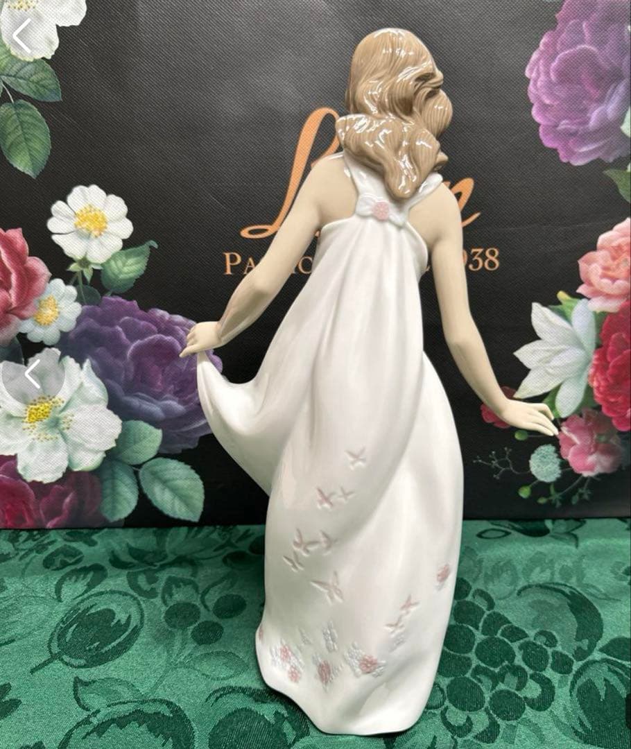 ★リヤドロ【 LLADRO 】 ★陶器人形★素敵なママ★新品未使用★