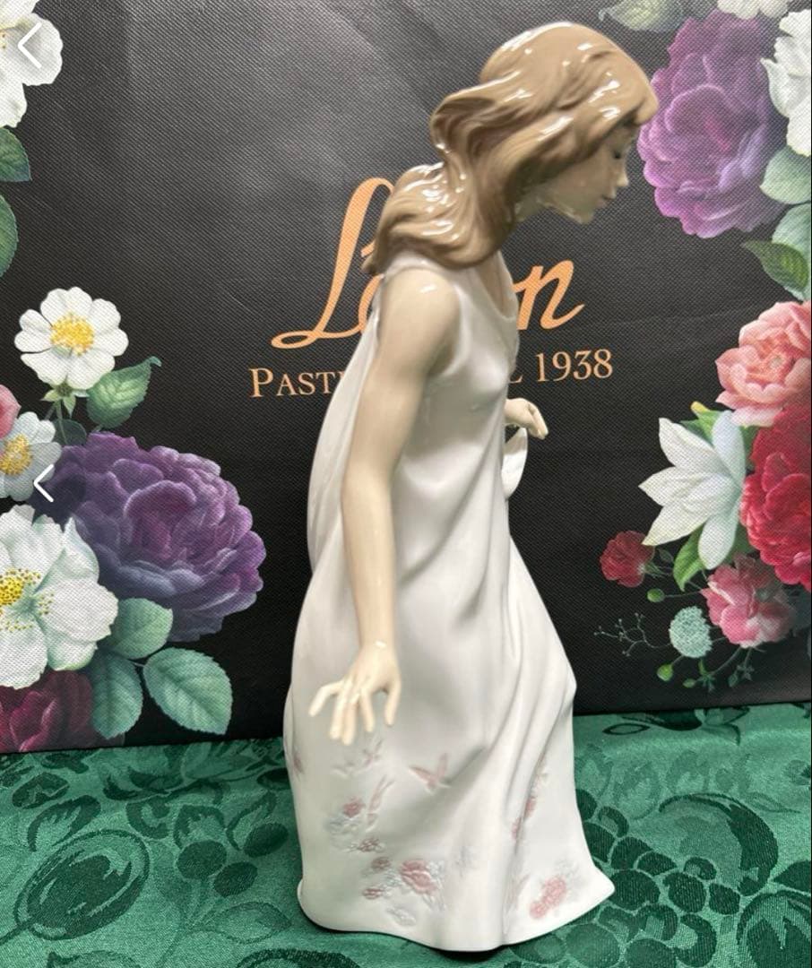 ★リヤドロ【 LLADRO 】 ★陶器人形★素敵なママ★新品未使用★