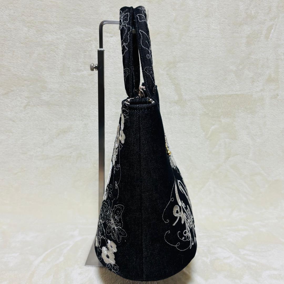 ロラライハリス　プードル刺繍 デニムトート ハンドメイド 一点物 チャーム付き