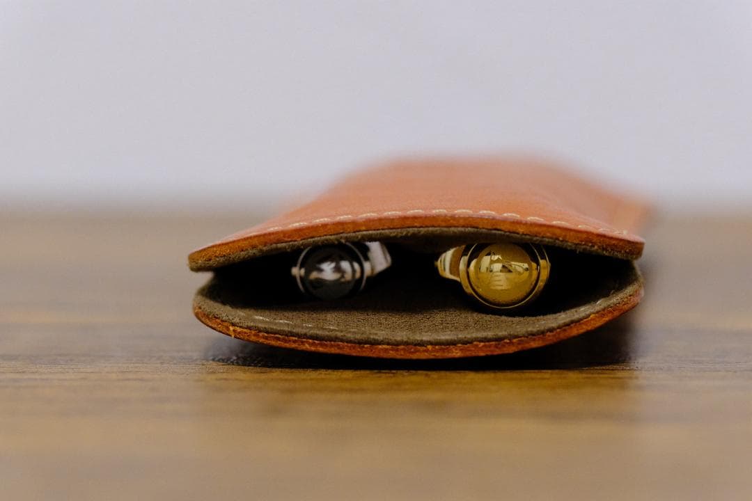 3本刺しの本革ペンケース（HUKURO Duoプラス 日本製 オレンジ）