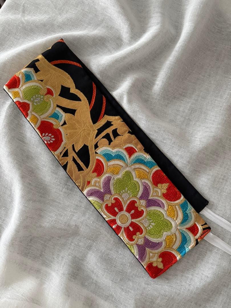 着付師が作る作り帯♡7歳七五三　正絹西陣織唐織帯　黒地　リボン文庫結び