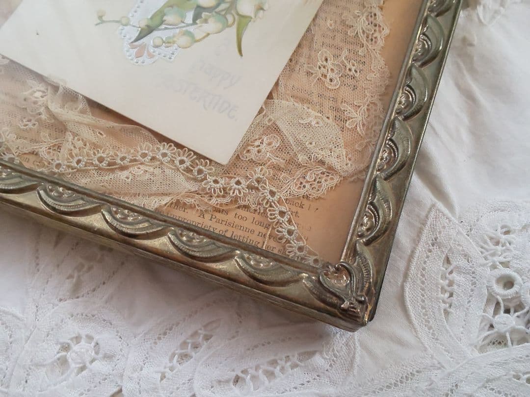 アンティーク コラージュ フレーム レース すずらん 時計文字盤