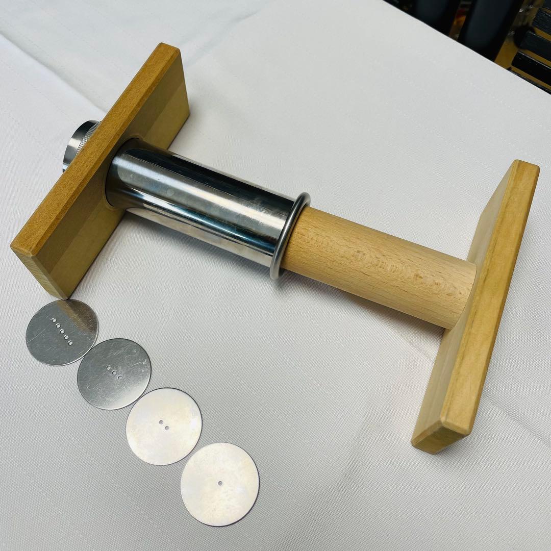 【中古】モンブラン 絞り器 手動 木製 ステンレス