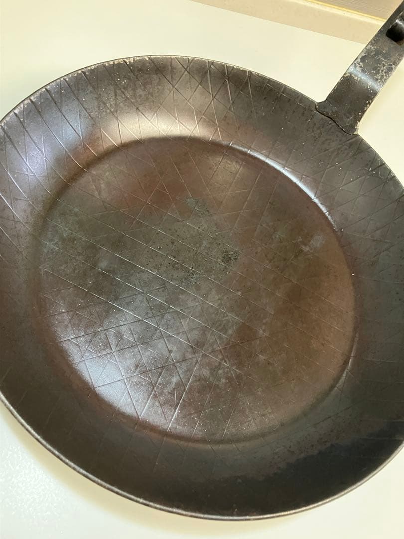 タークturk鉄製フライパンベントハンドル【深型】28cm